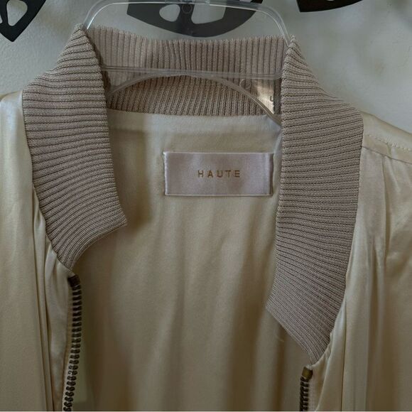 Haute Silk Cream Bomber Jacket with Ruffle Sleeves 4 NWT - Picture 5 of 16